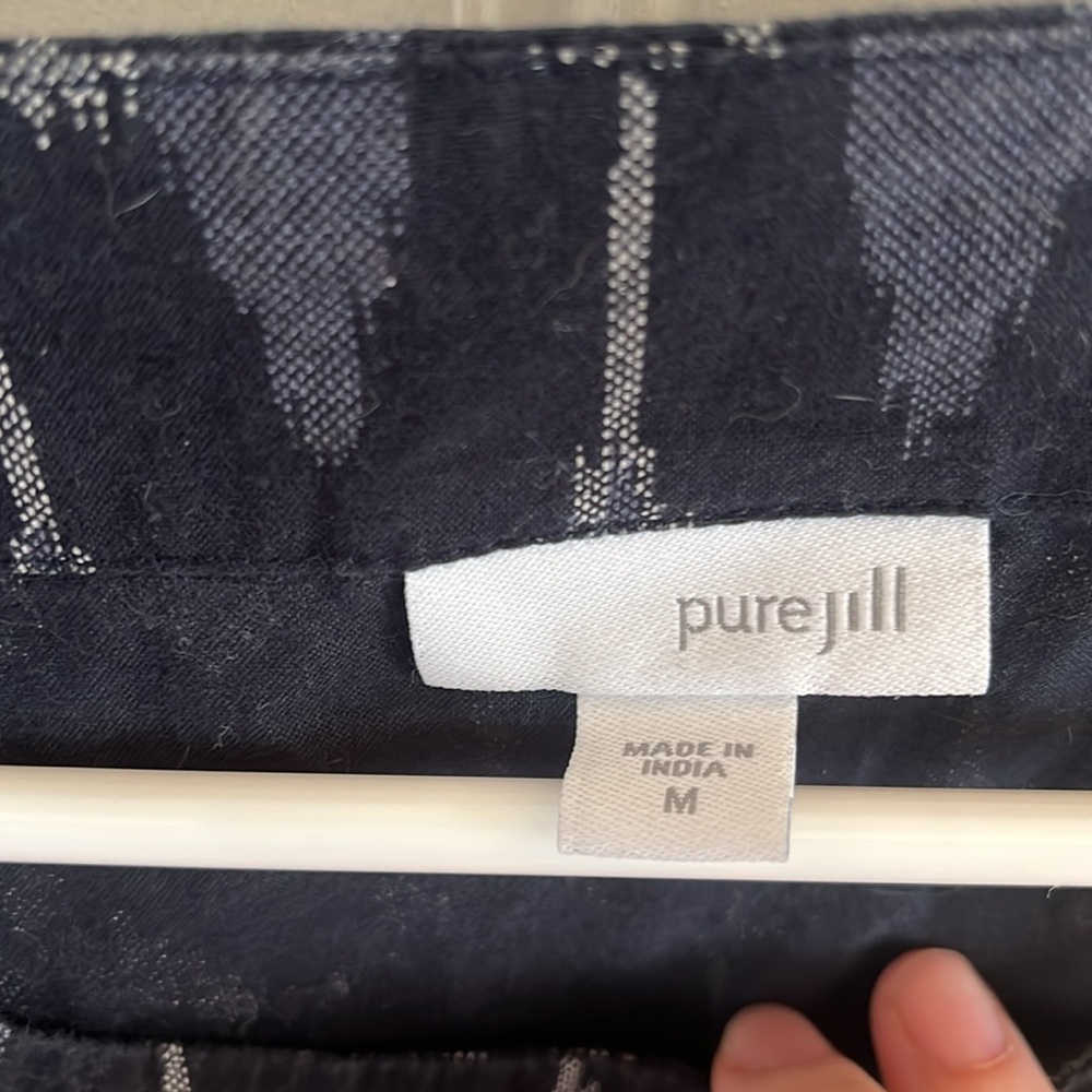 Chic Blue And Gray Patterned Blouse - image 2